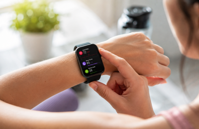Wellness Smartwatches 2026: Real-Time Healthspan Tracking (Sleep, HRV, Stress)
